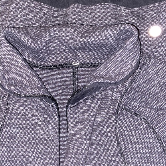 Lululemon Pullover - Picture 7 of 8